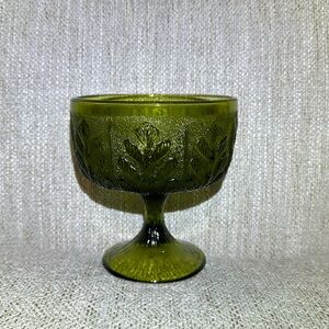 VINTAGE 1978 FTD GREEN GLASS VASE/CANDY DISH with OAK LEAF design.